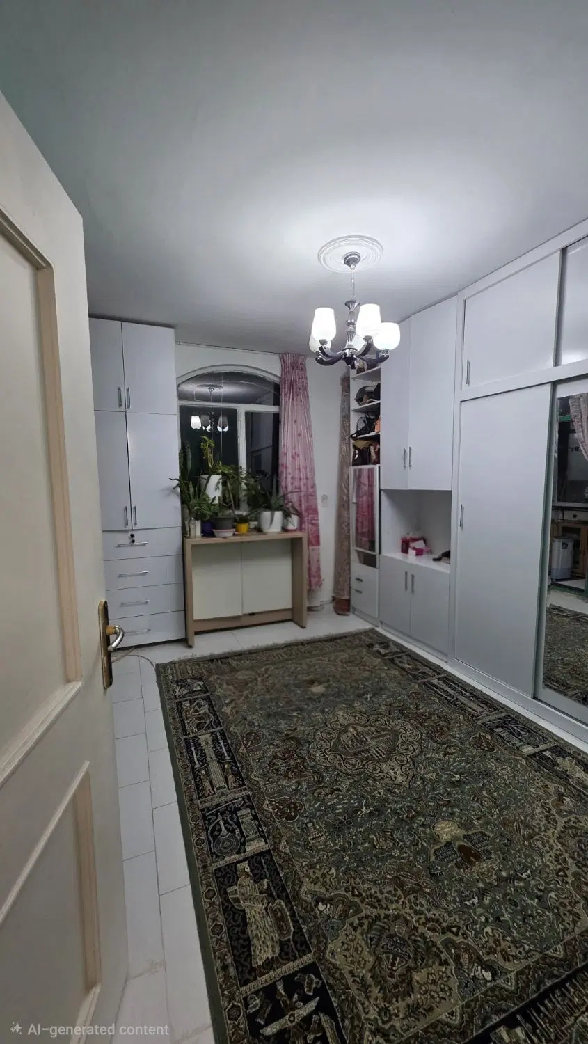 آپارتمان ۶۳ متری خیابان امام خمینی طبقه ۲