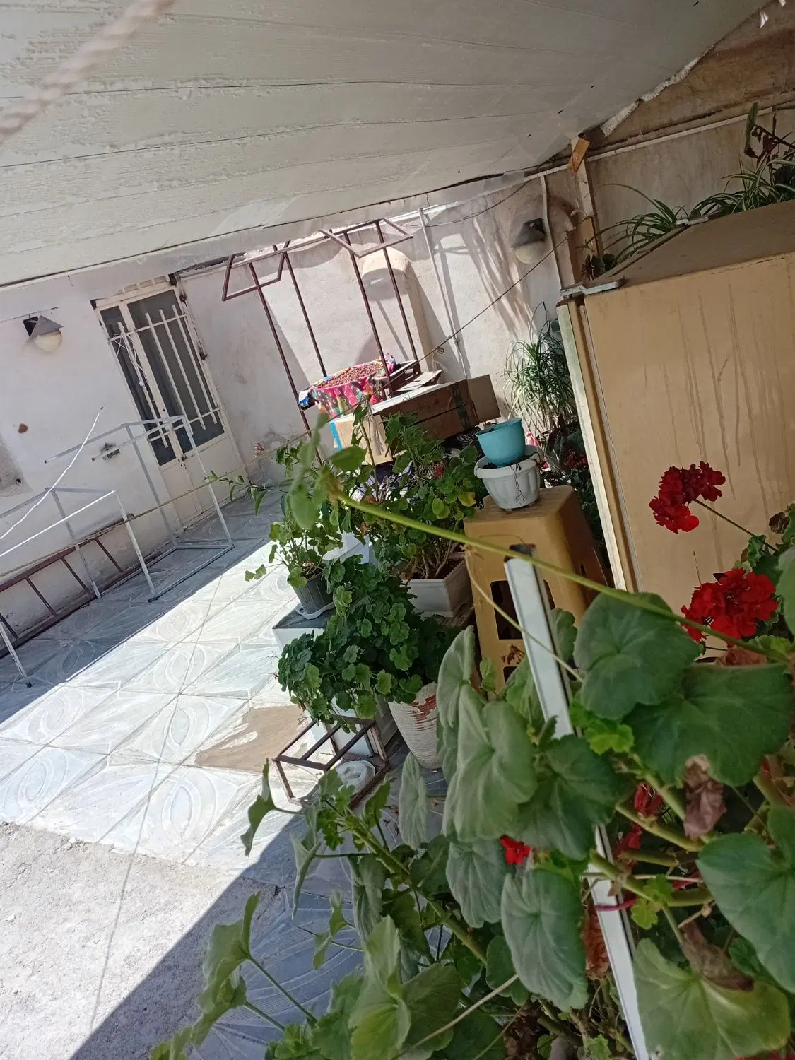 خونه فروشی با مجوز ساخت در ابسرد