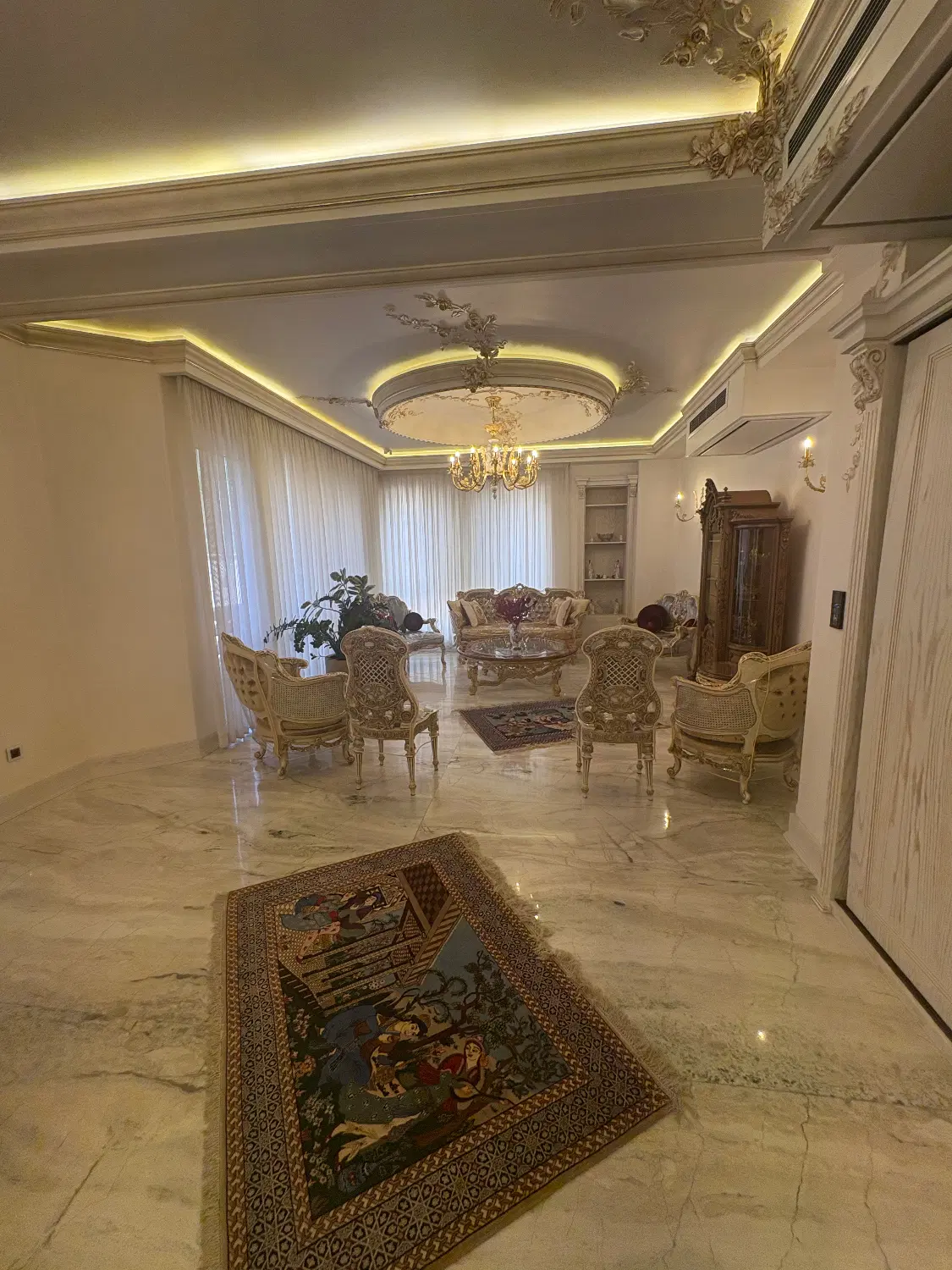 اجاره آپارتمان ۲۴۰ متری در الهیه