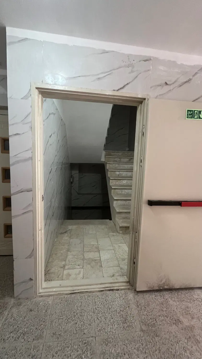 واحد ۸۸متری با ۲ پارکینگ اختصاصی