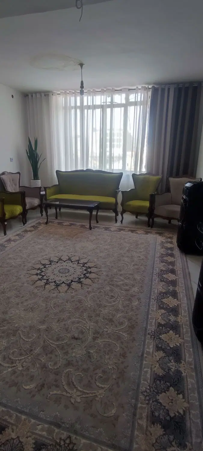 خانه ویلایی ۱۴۰ متر زمین در خواجه ربیع