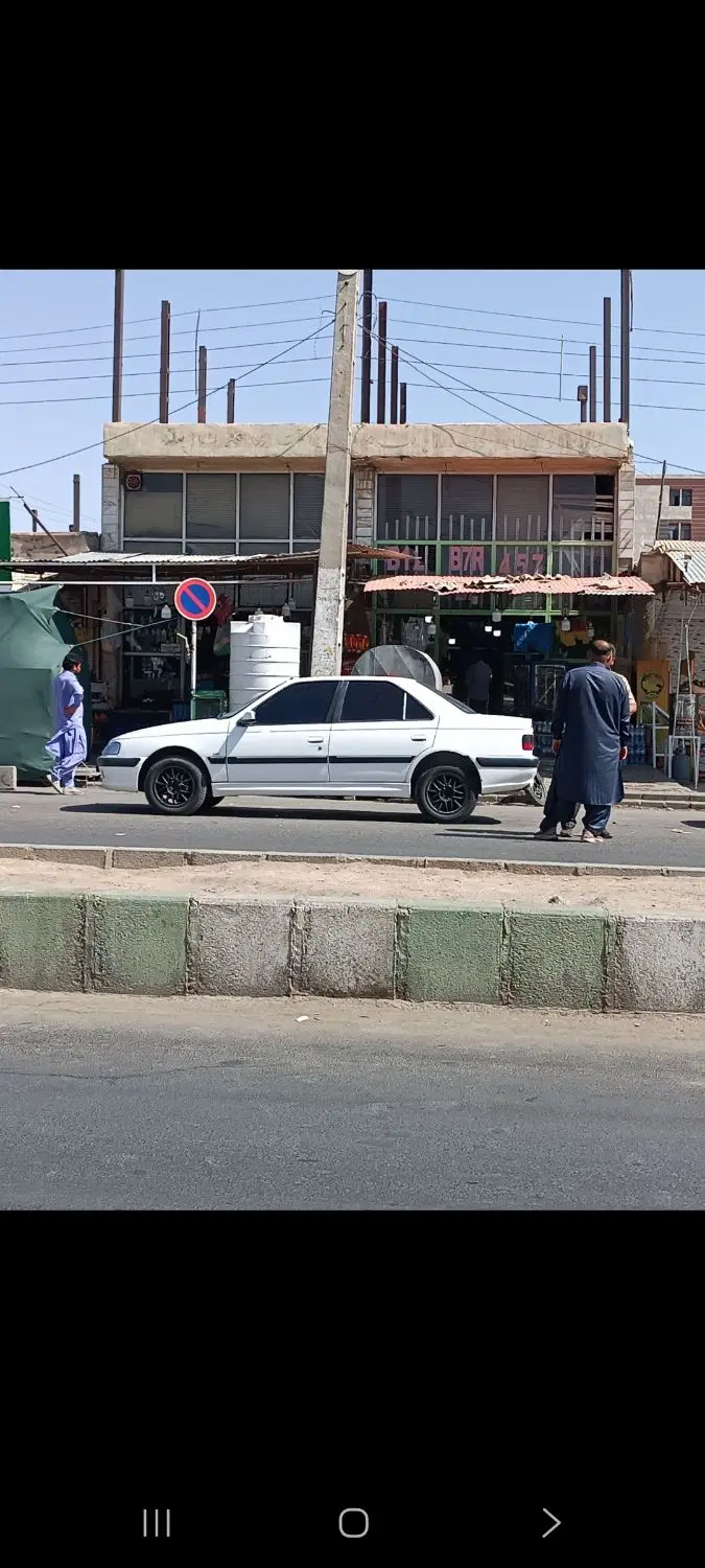 فروش فوری زیر قیمت مغازه تجاری نبش تفتان
