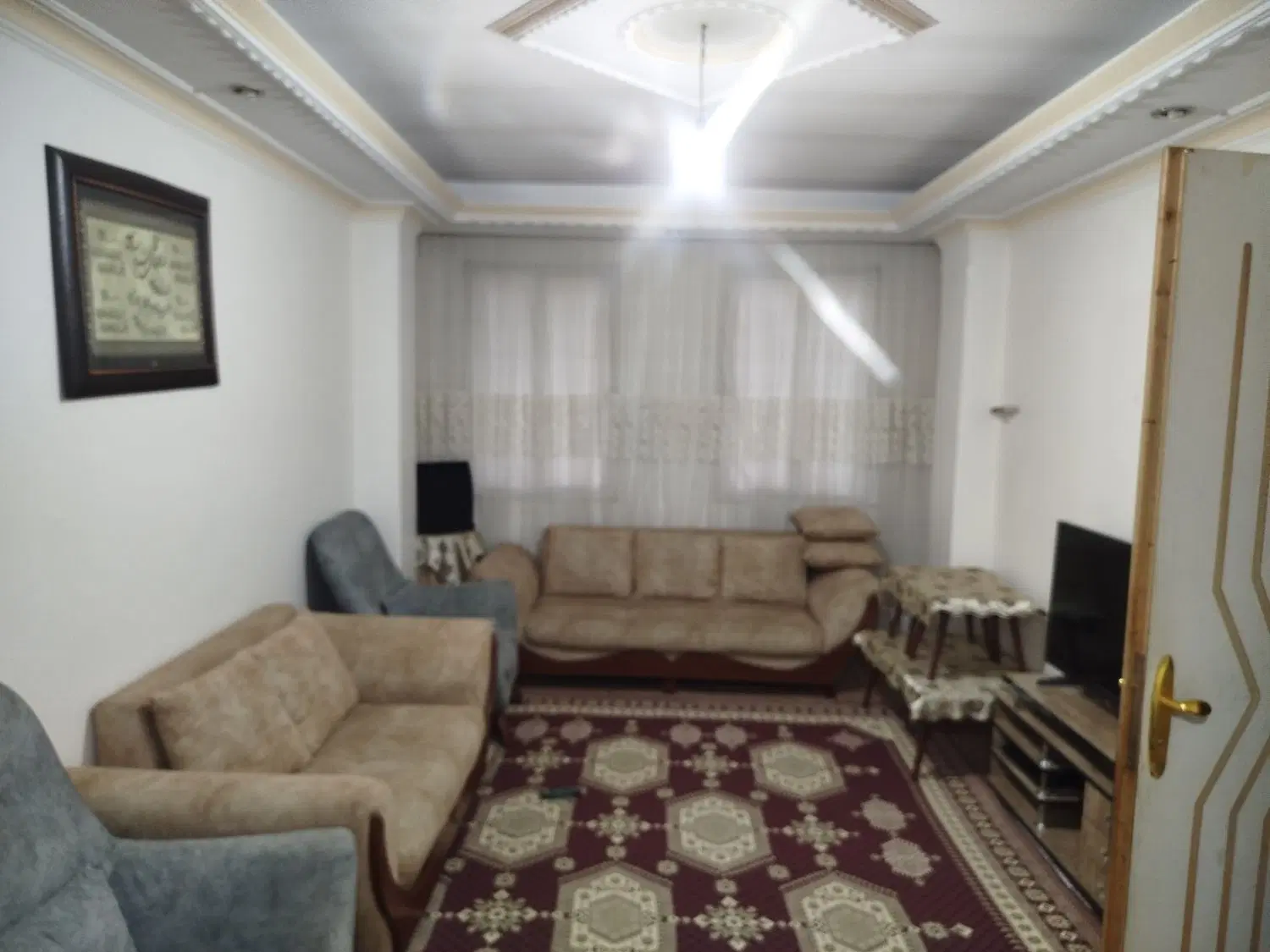 خانه دو طبقه شصت متری .با پارکینگ.
