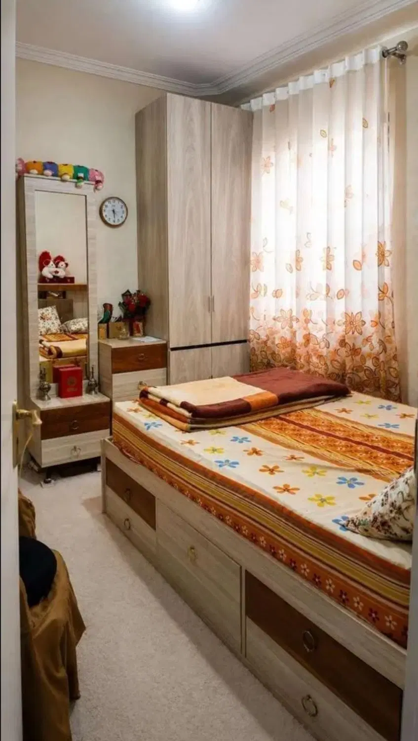 80 متر رشتیان پارکینگ آسانسور سند