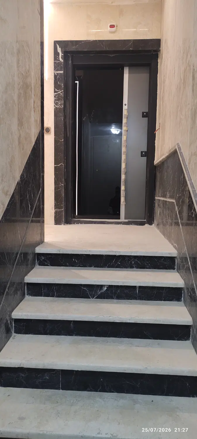 آپارتمان طبقه 4