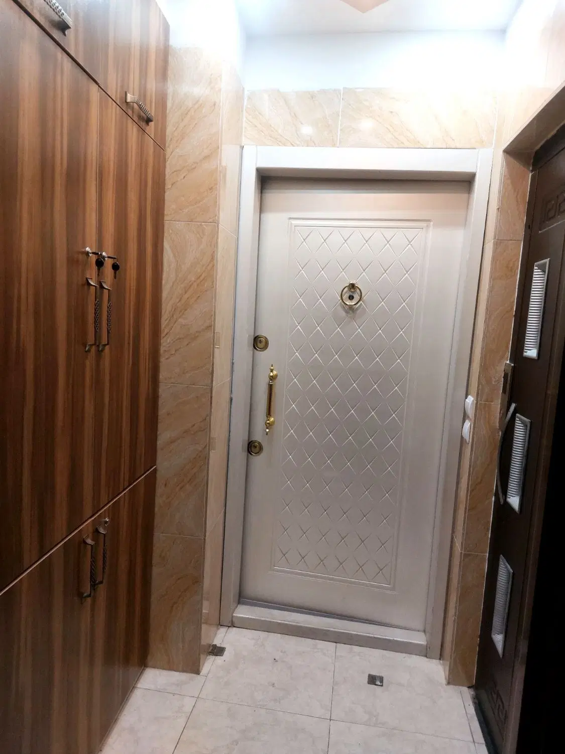 اجاره آپارتمان در اندیشه