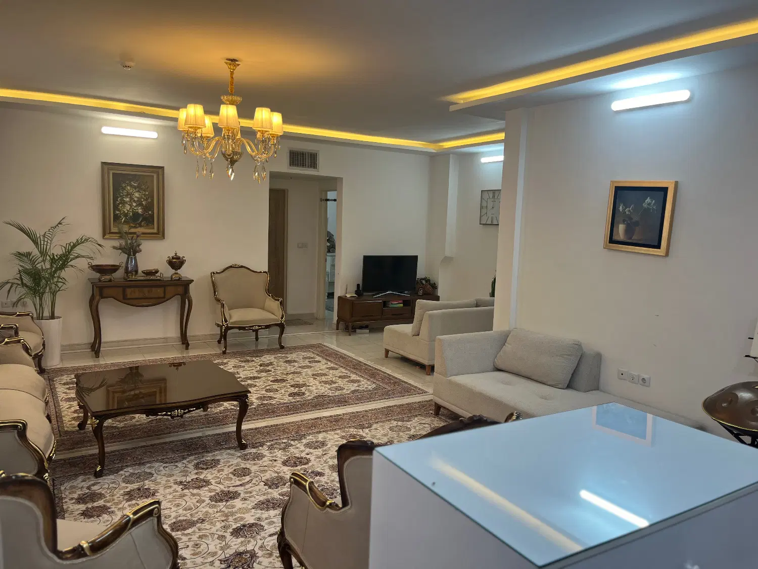 آپارتمان ۹۷ متری