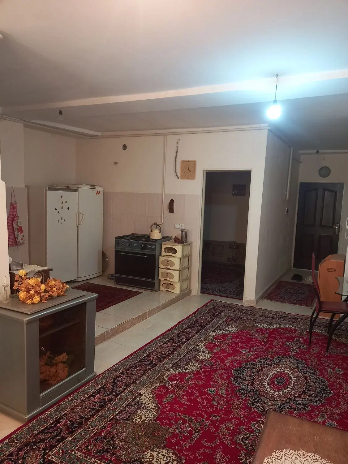 واحد ۷۰ متری در خیابان رازی