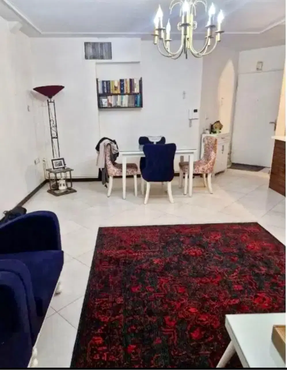 ۷۷ متر __ سالن پرده خور __ دو خواب تهرانسر