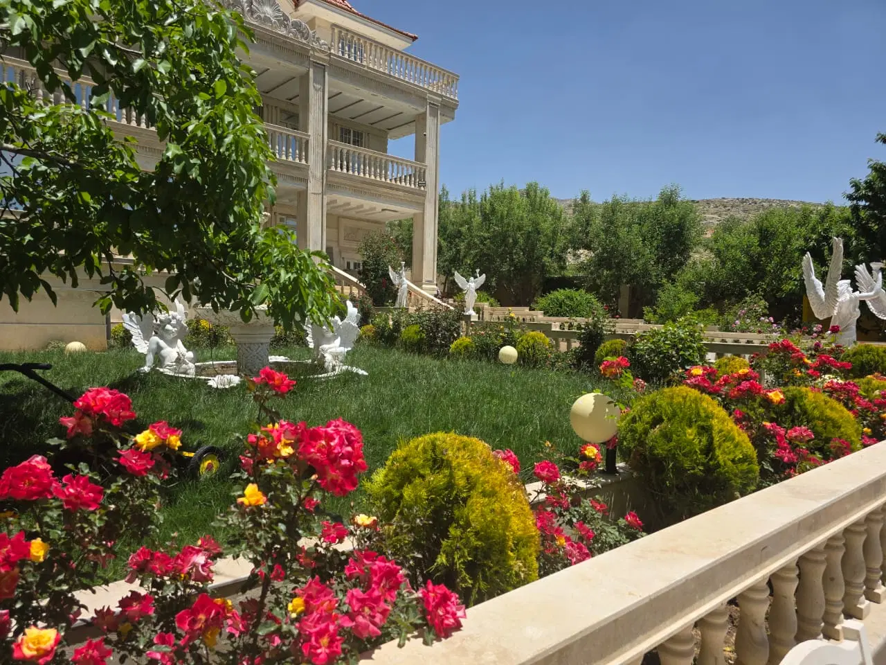 فروش باغ ویلا در منطقه سربست سپیدان