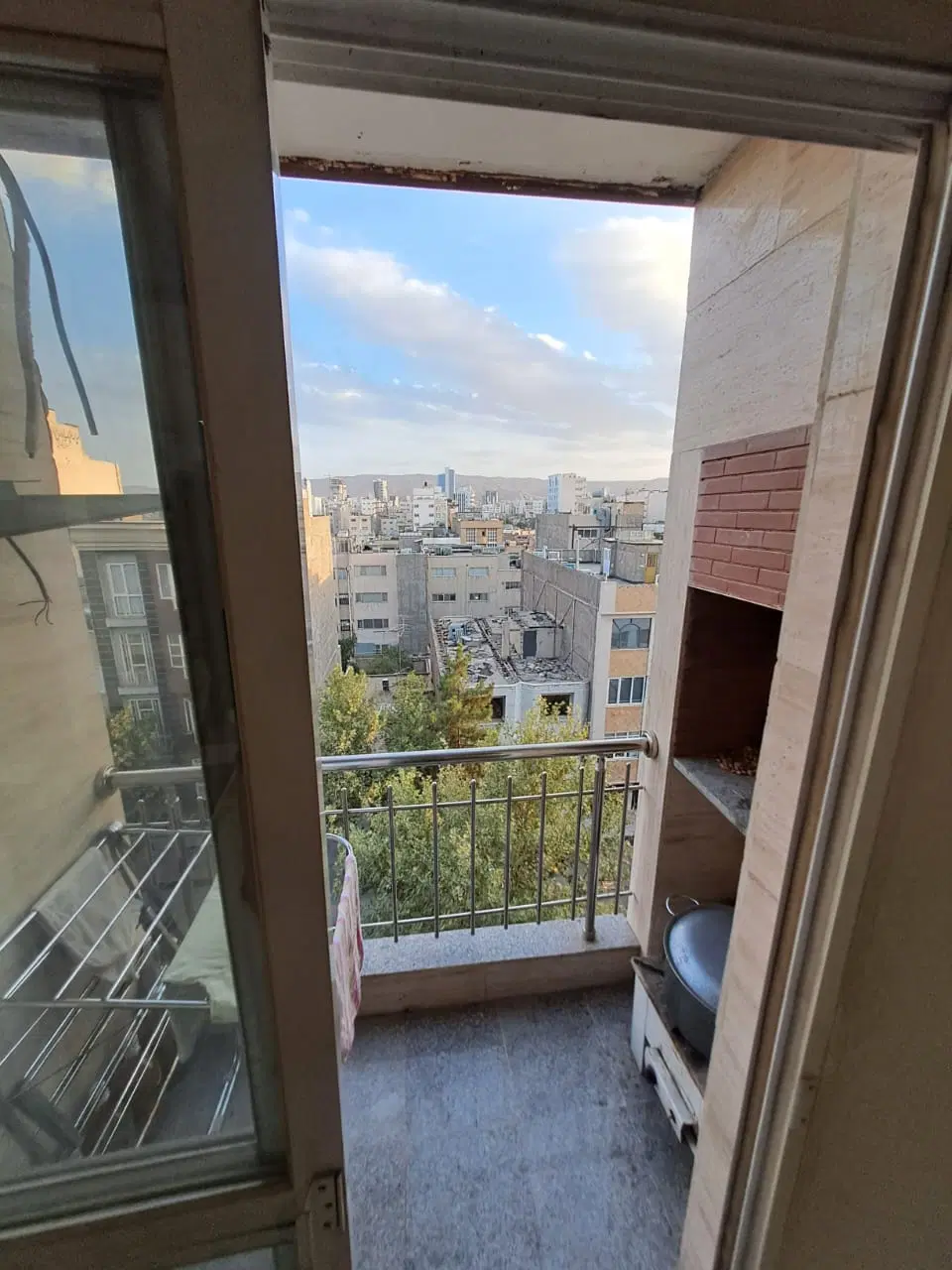 اپارتمان ۱۵۰ متری اسانسور ۳ خواب دانشجو