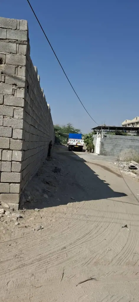 300 متر زمین آبشورک