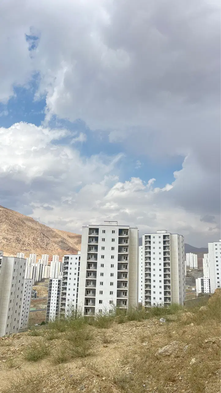 آپارتمان فاز۱۱پردیس به قیمت طبقه۱۲جنوبی