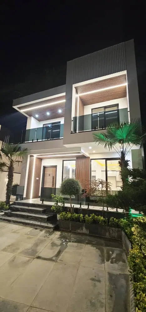 ویلا ۲۴۰ متری_ مدرن _ سه خواب _ سند دار _ تنکابن