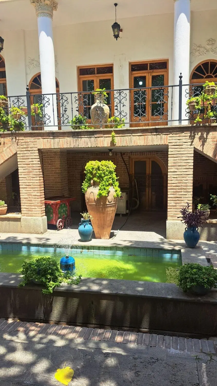 زمینی مسکونی