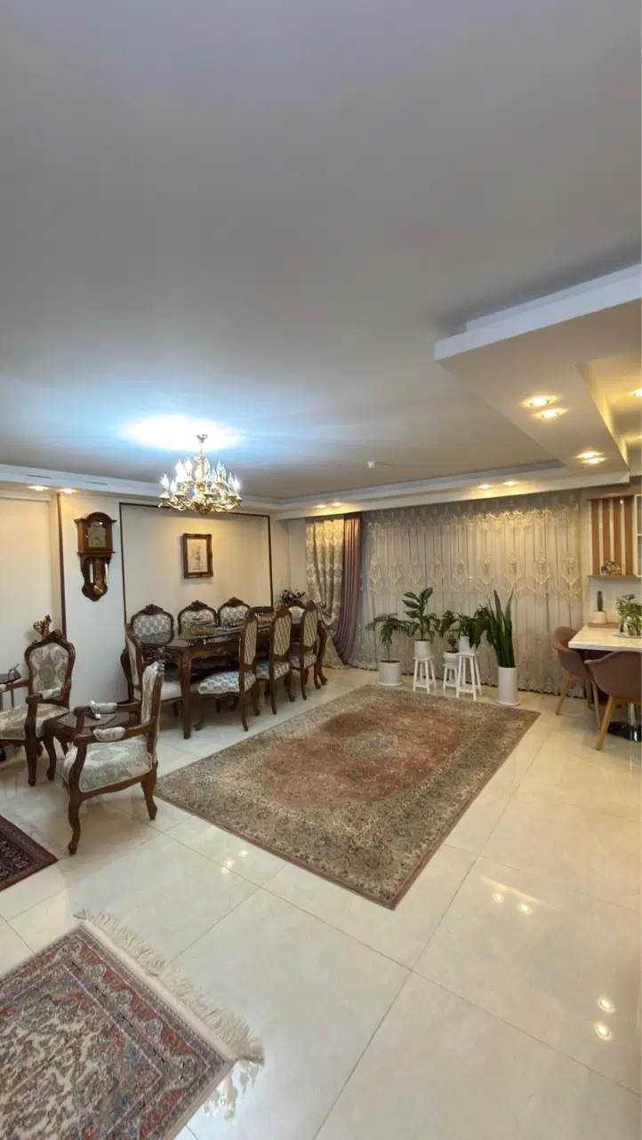واحد ۱۳۸ متری نگین خیابان جامی