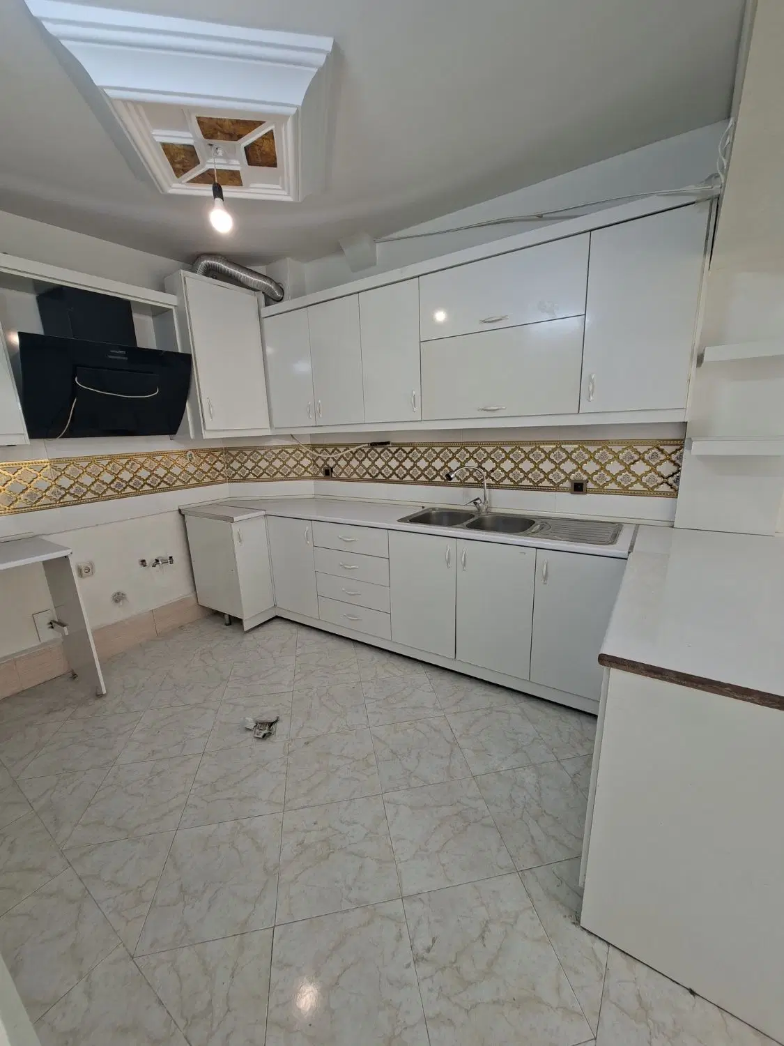 رهن و اجاره واحد ۱۱۰ متری