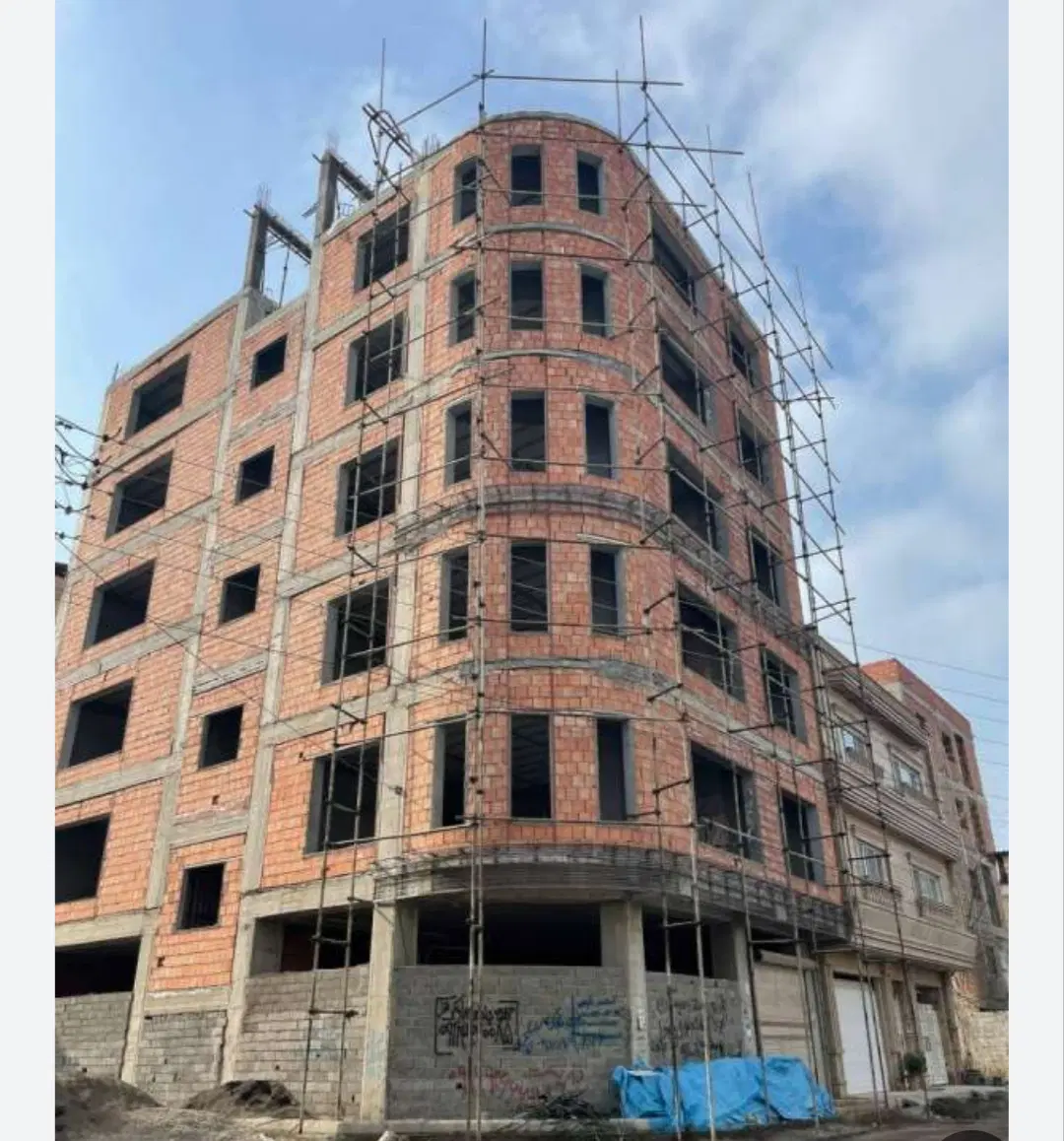 پیش فروش آپارتمان پاسداران