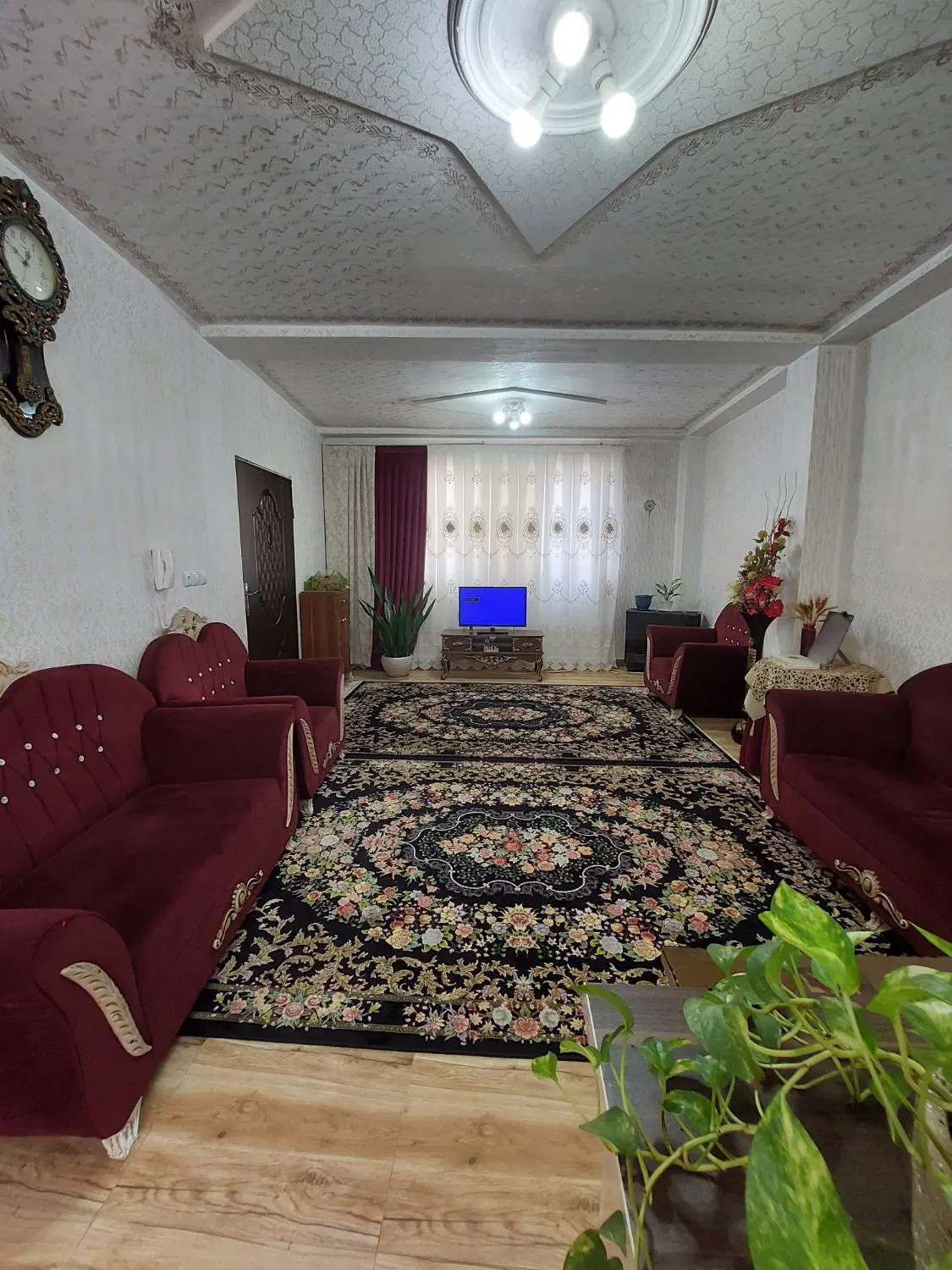 خانه ۷۷ متری