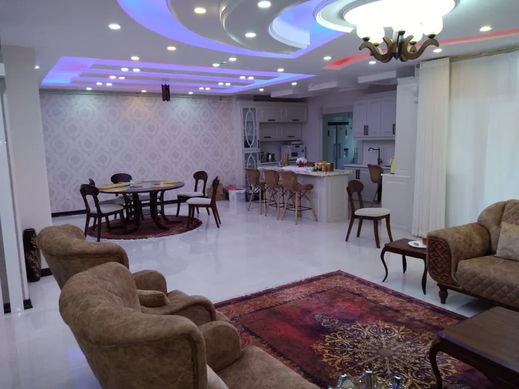 آپارتمان۲۱۸متر