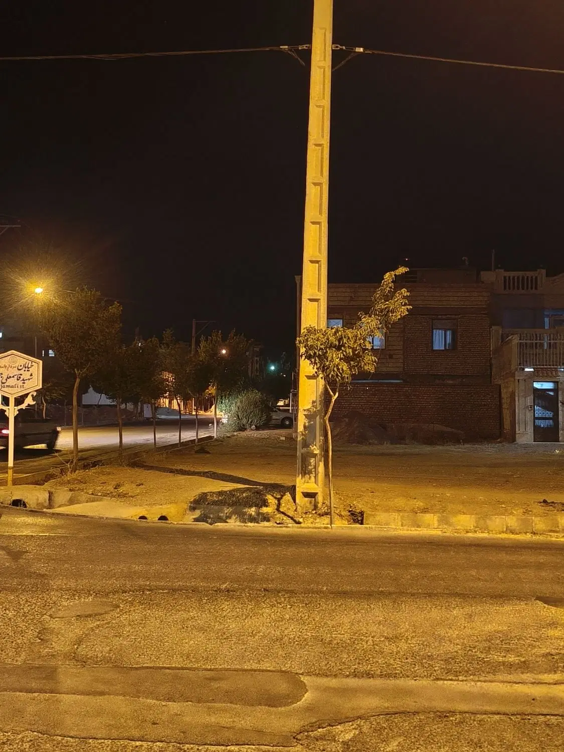 زمین تجاری مسکونی