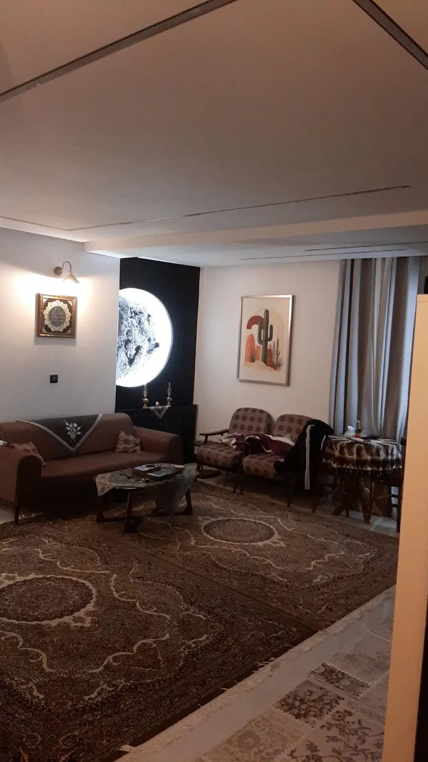 تراورتن،پارکینگ،پکیج،کولرگازی،طبقه اول