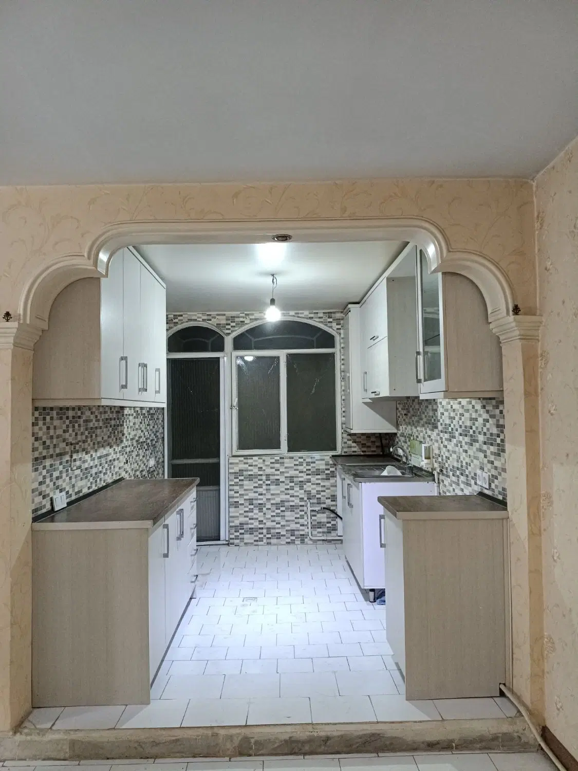 آپارتمان ۵۴ متری_خوش ن (خیابان صاحب الزمان)