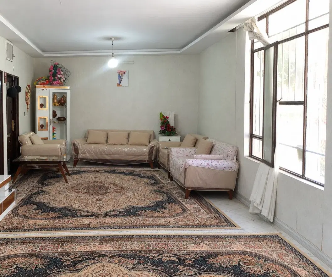 اجاره در خیابان دانش اموز