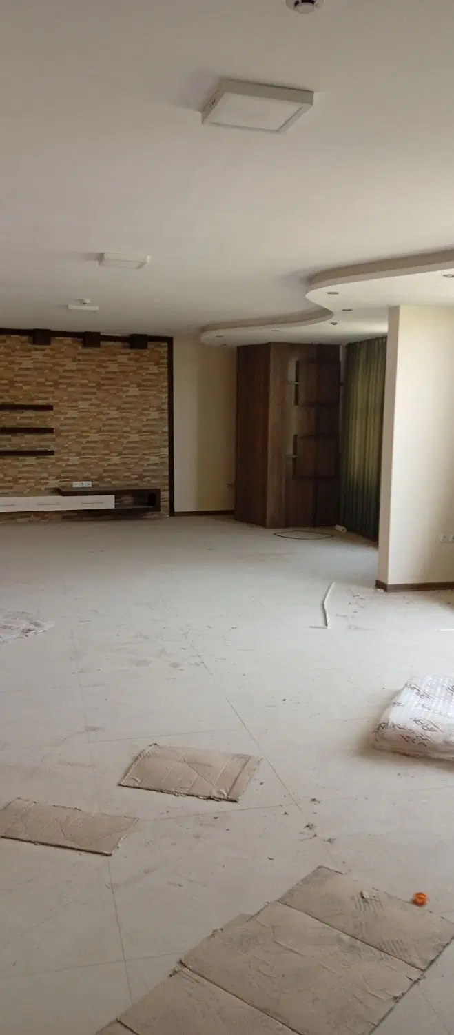 277متر زمین 800متربنا با مغازه سناباد