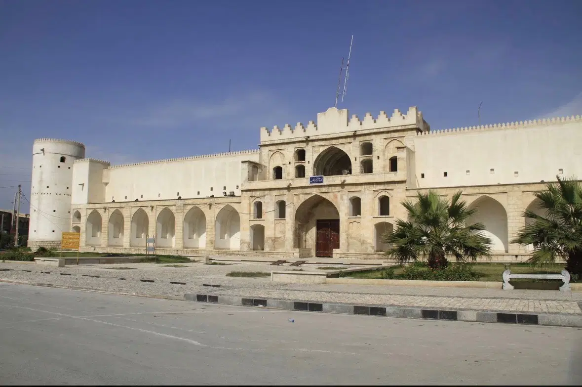 فروش ویلایی ۲۴۰متری بلوار آزادی