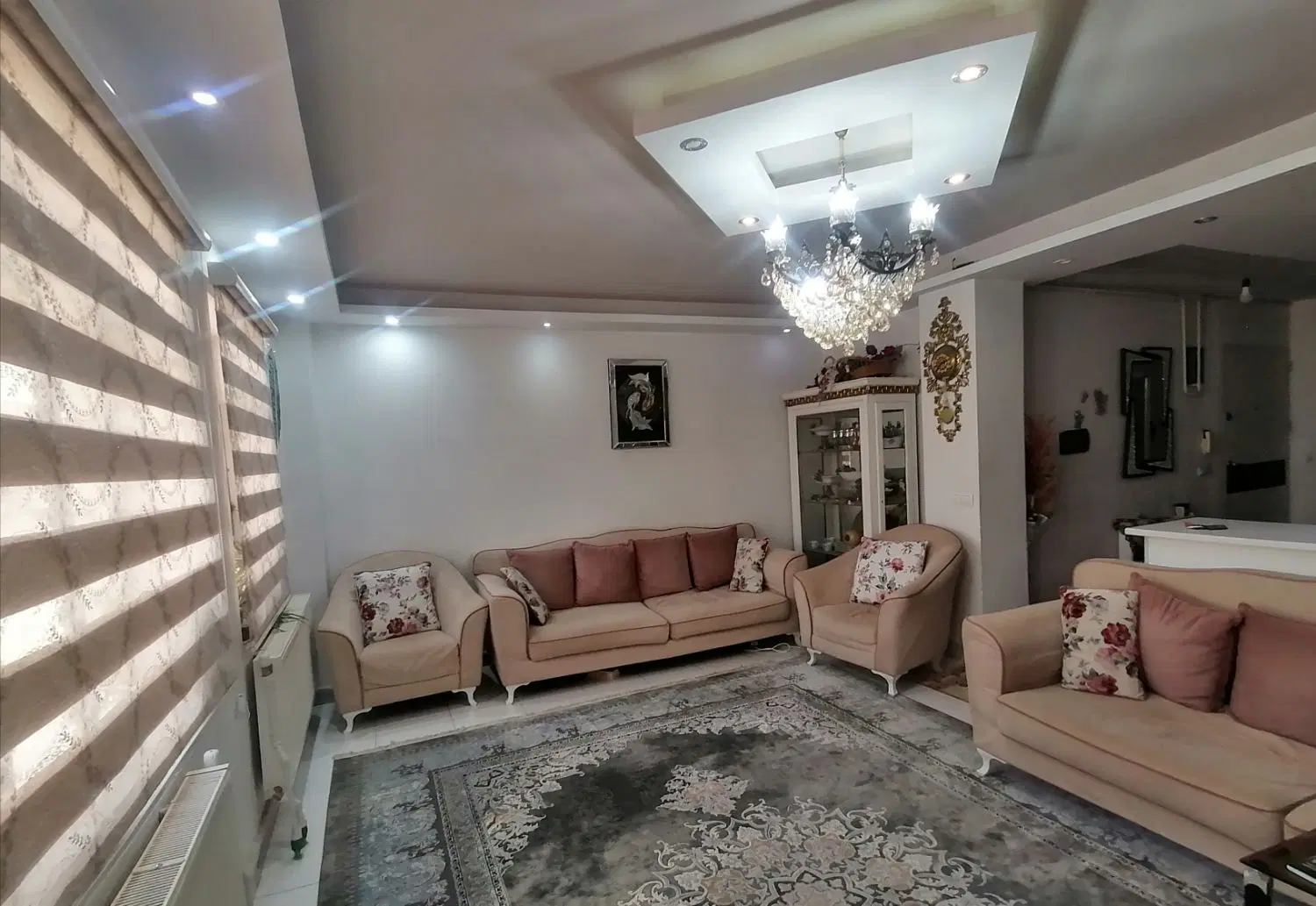 واحد ۹۰ متری _ سعدی