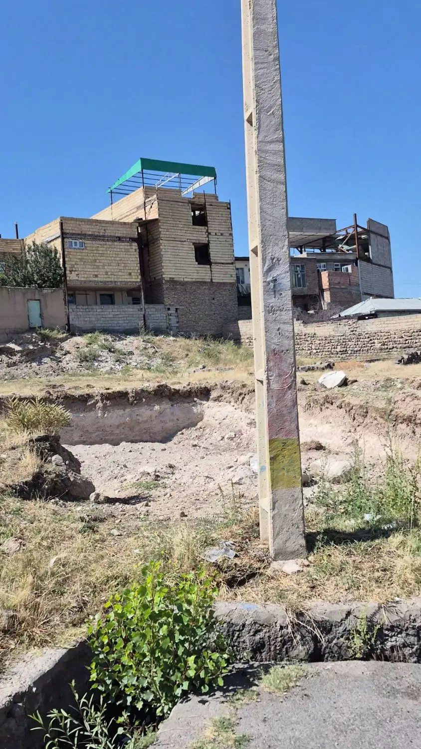 زمین 120متر