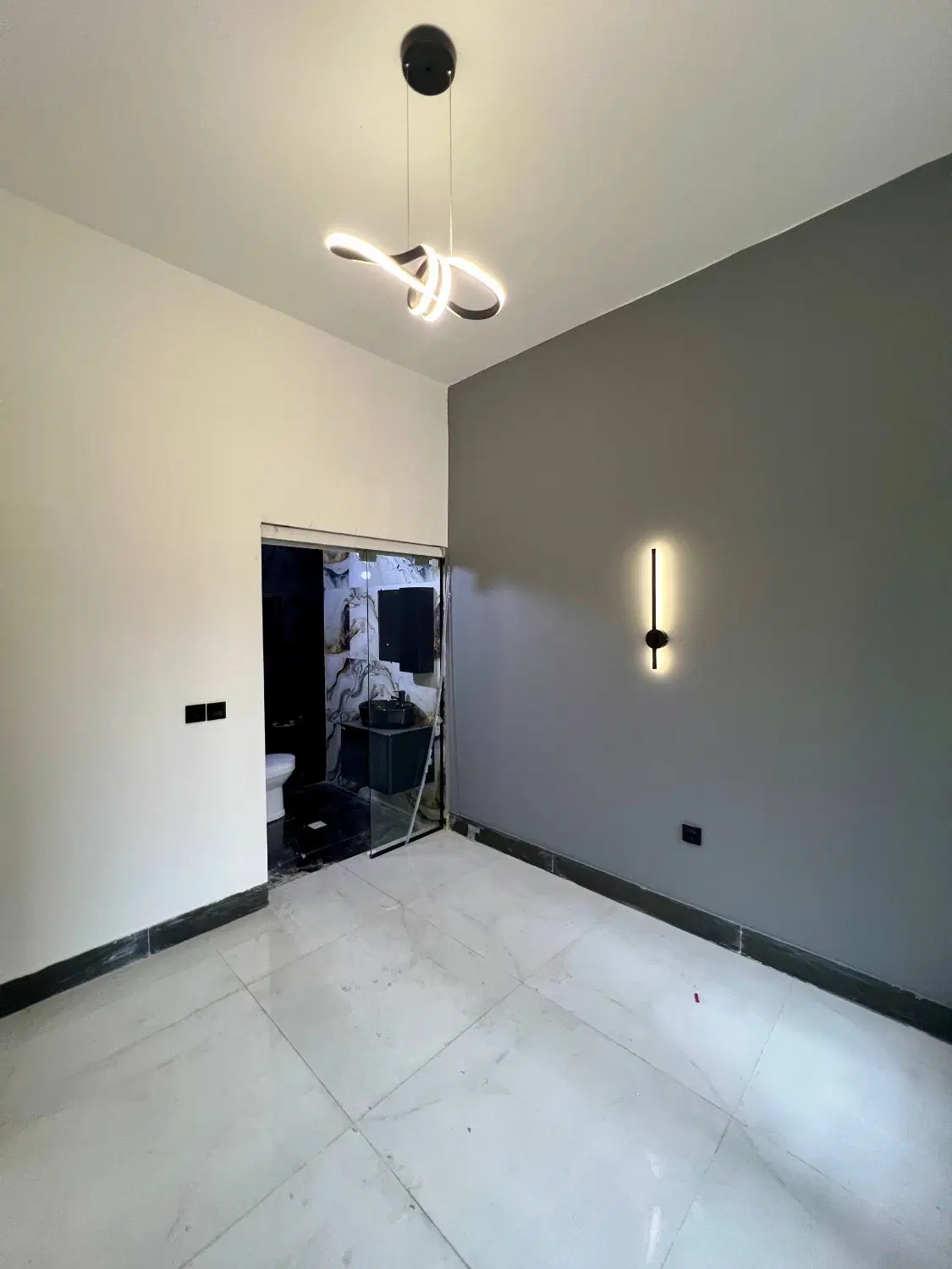 نمامدرن شیک_باروف ۳۶۰درحه ویوجنگل_لوکیشن حنگل