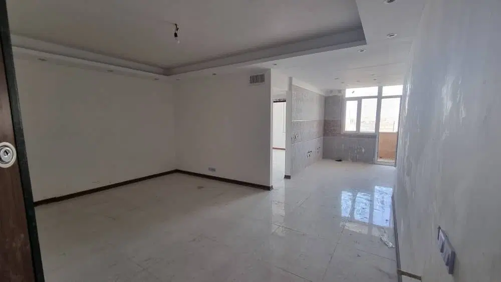 اپارتمان۷۰ متر_غرق نور_یکسال ساخت
