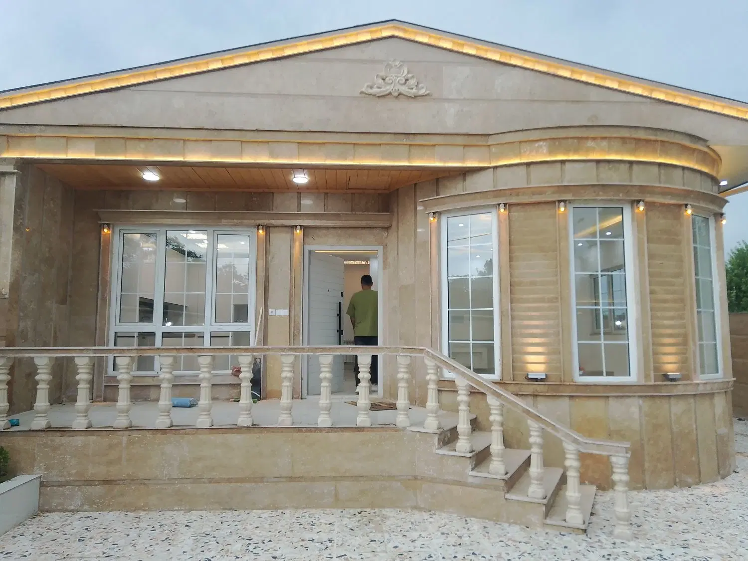 ویلا سند دار347 متری