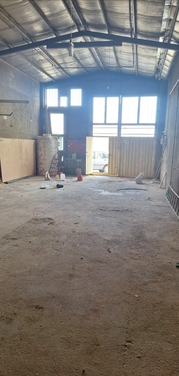 اجاره کارگاه صنعتی درشهرک شهید مدنی (خانم گلی)