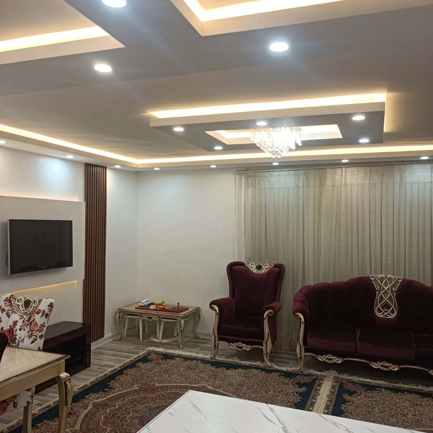 آپارتمان ۹۰ متری شیک