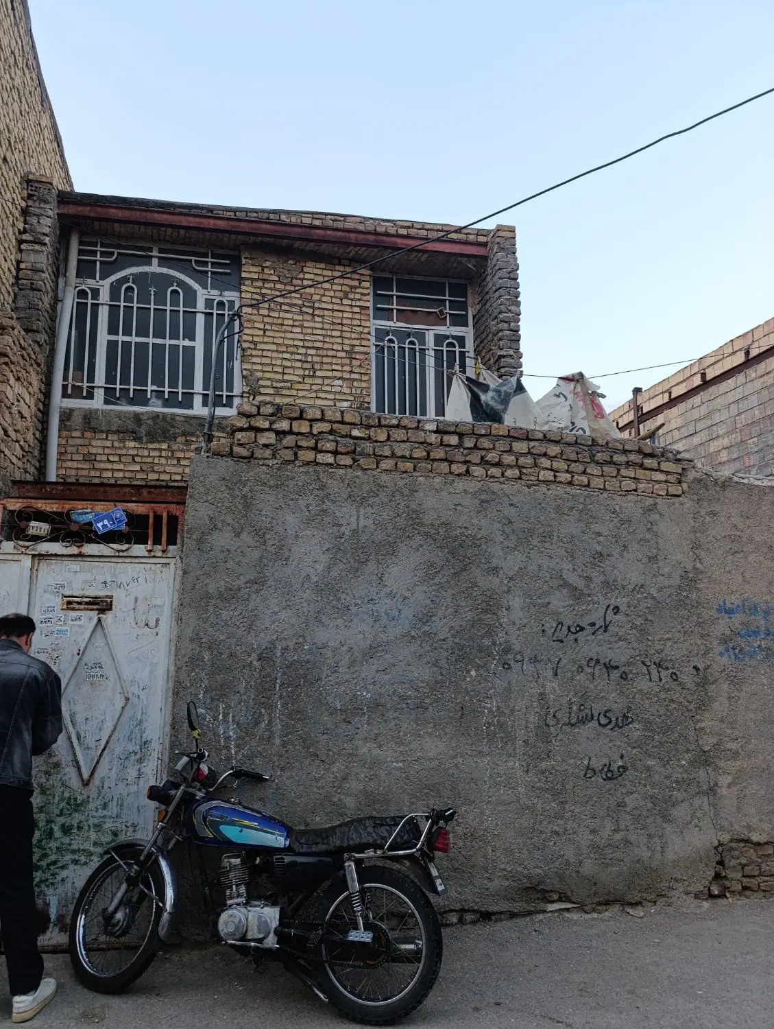خانه 2طبقه دربستی ۸۰متر فروش فوری
