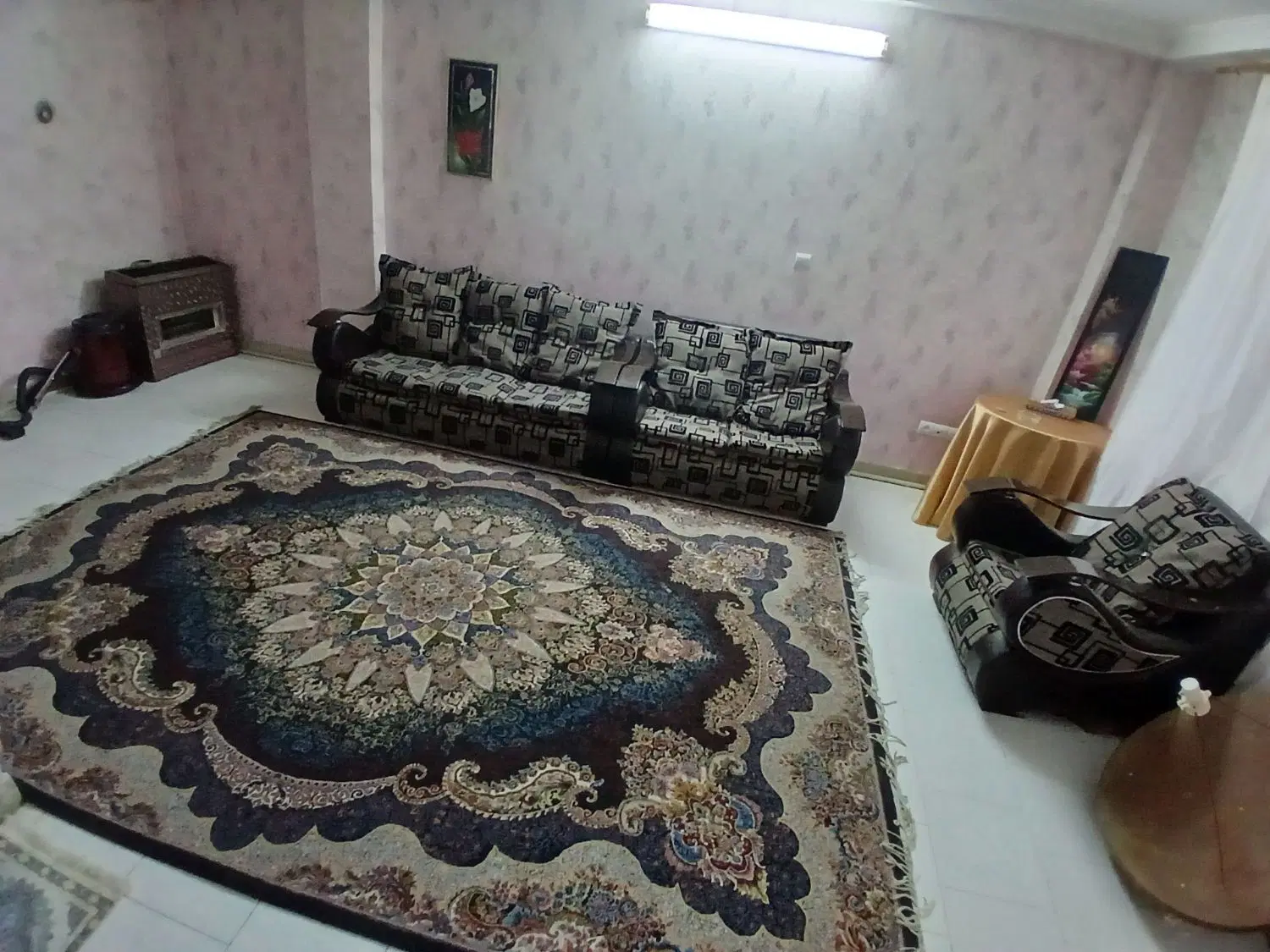 سوییت اجاره روزانه داخل شهر سمنان