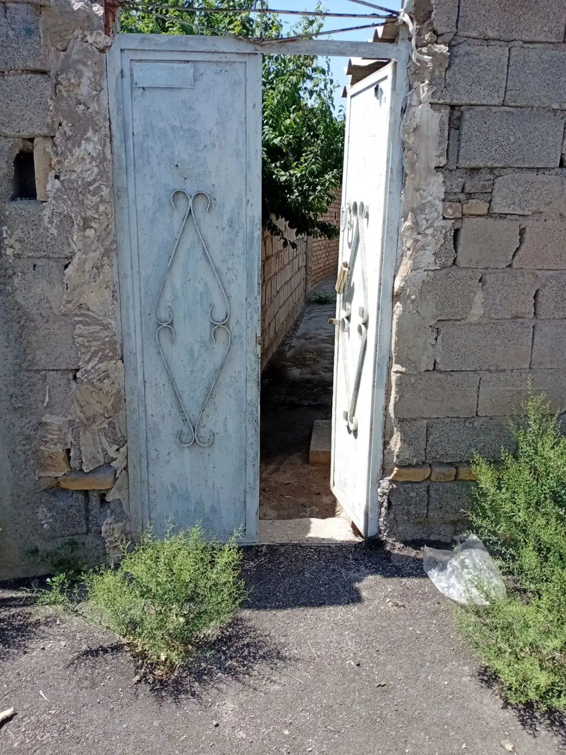 خانه روستایی.گلبوس