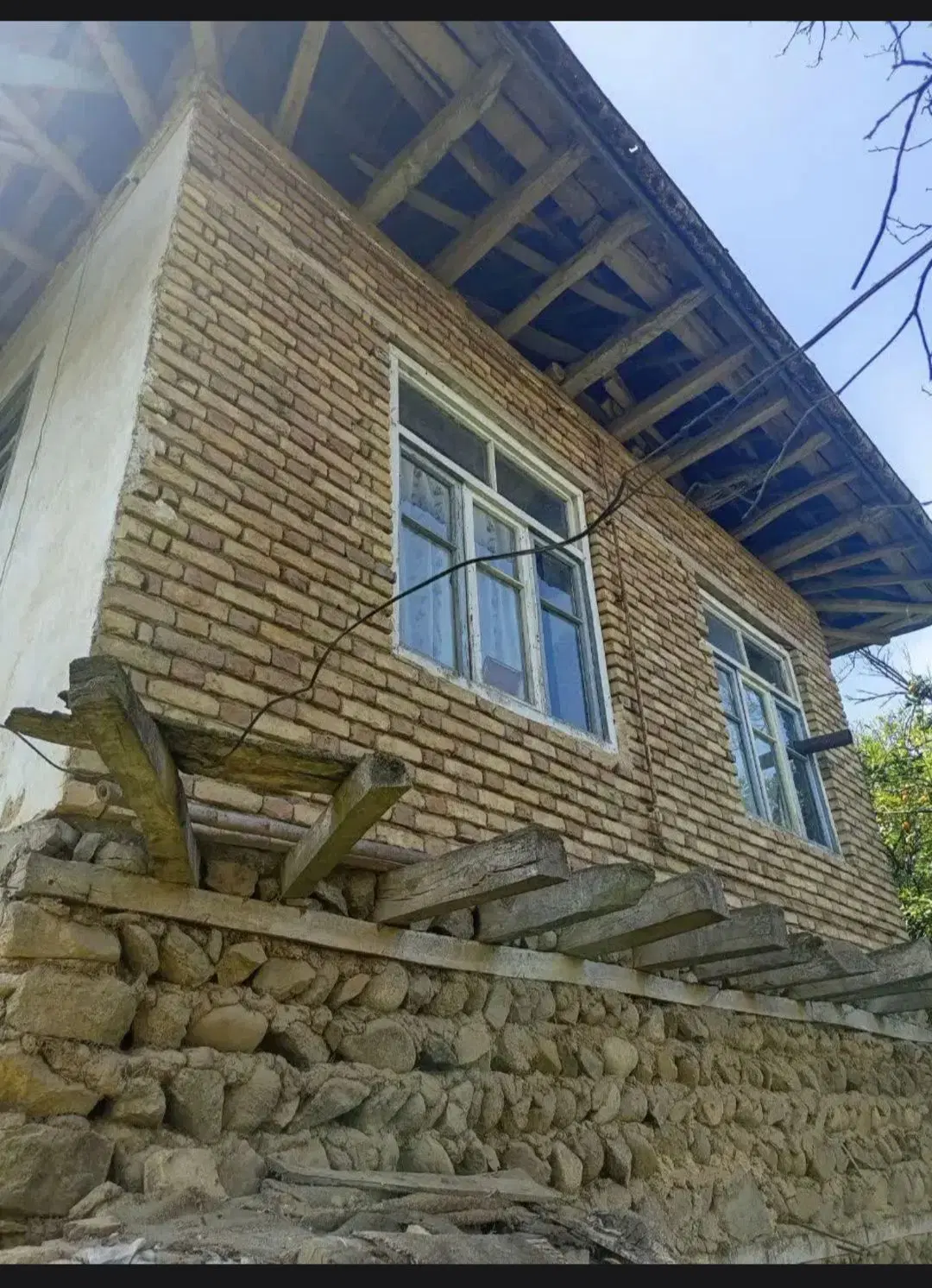 ویلایی ۴۰۰ متر در پرشکوه ویو بی نظیر