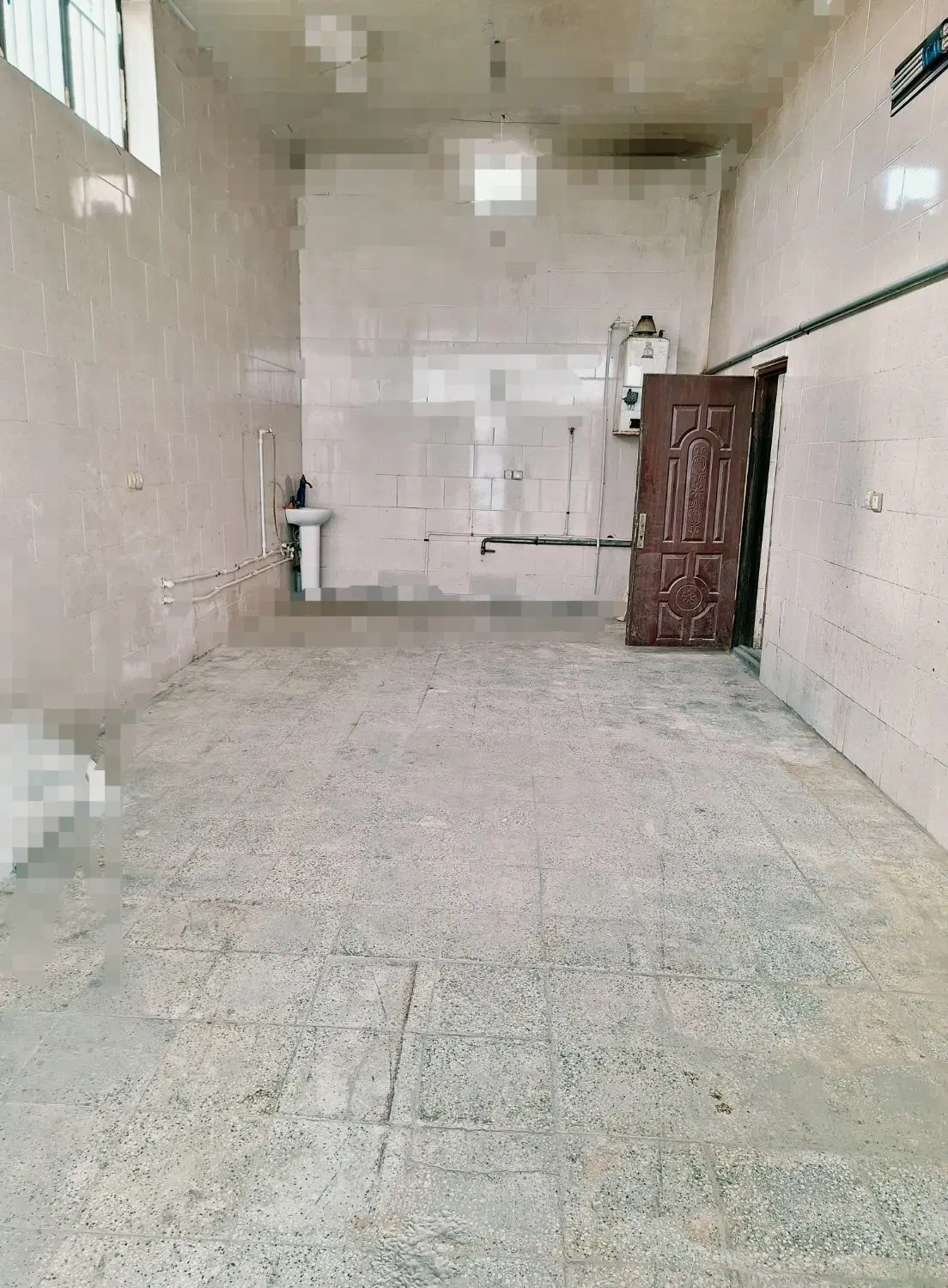 دو مغازه اجاره ای