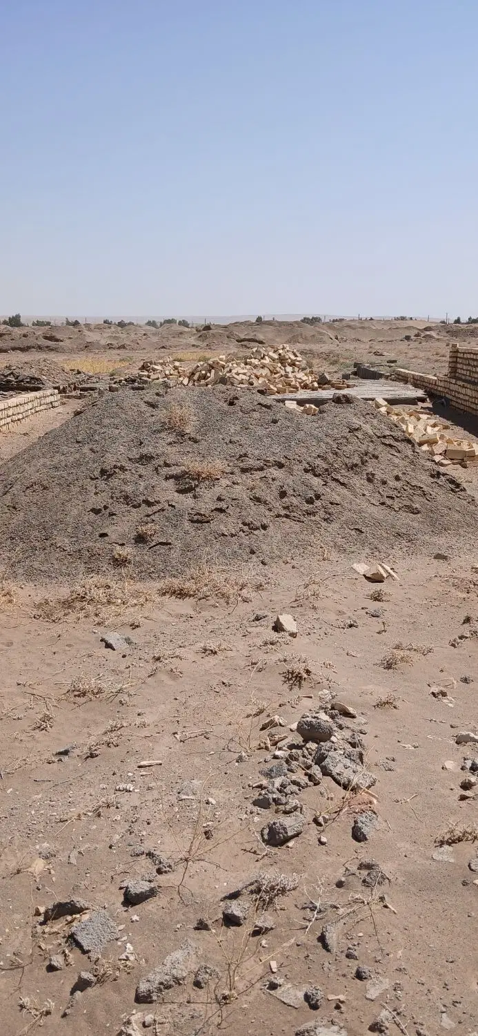 زمین معین آباد آران