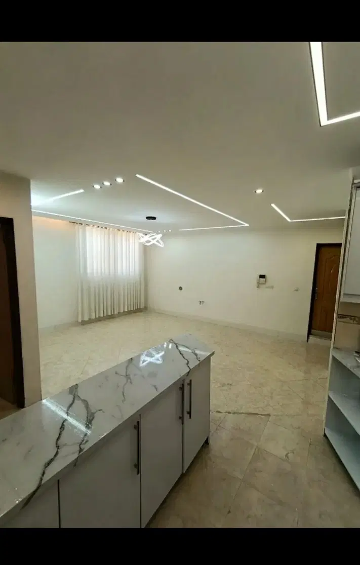 منزل اپارتمانی در ایستگاه ۳
