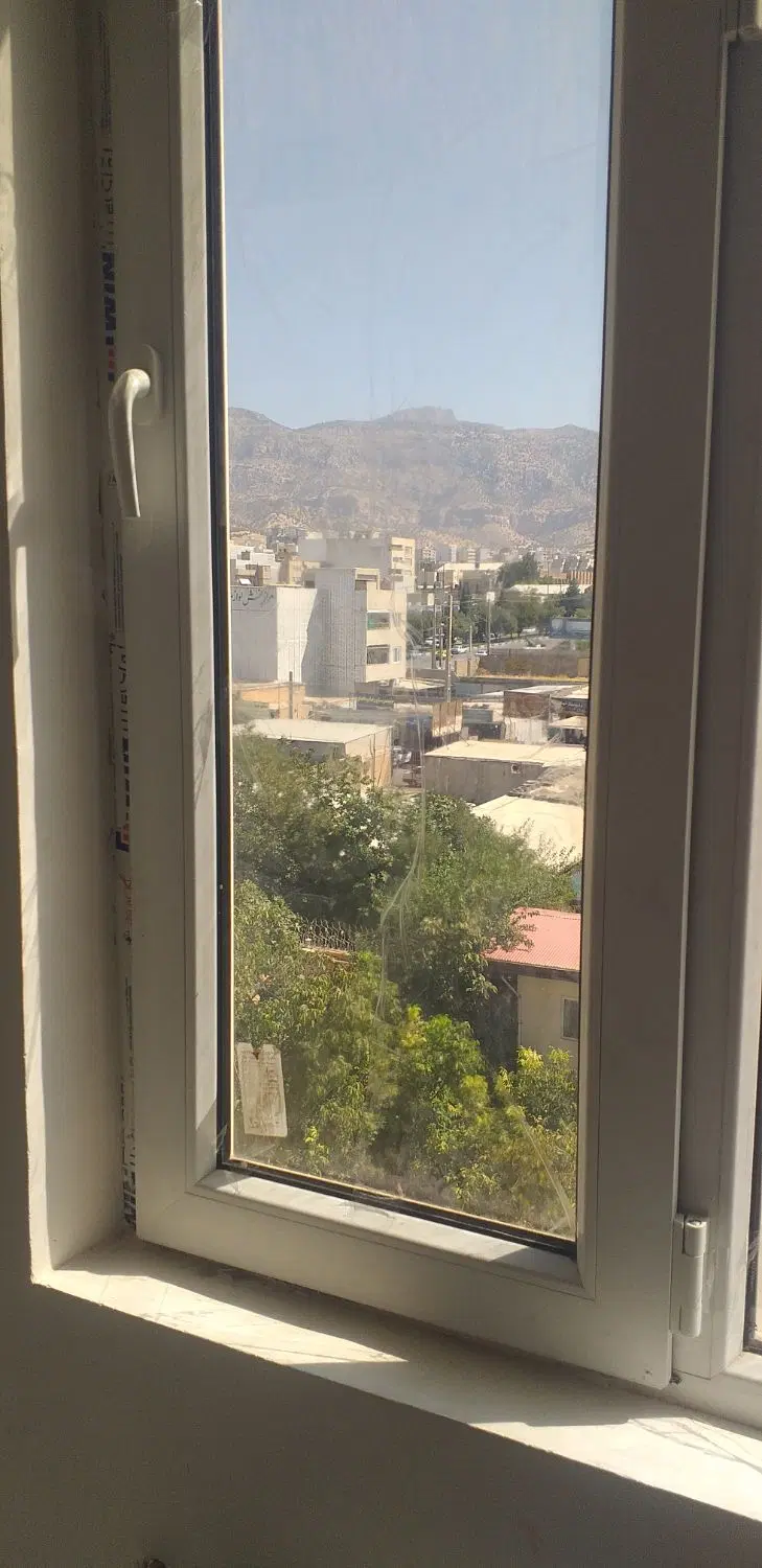 اجاره واحد ۱۰۰ متری.