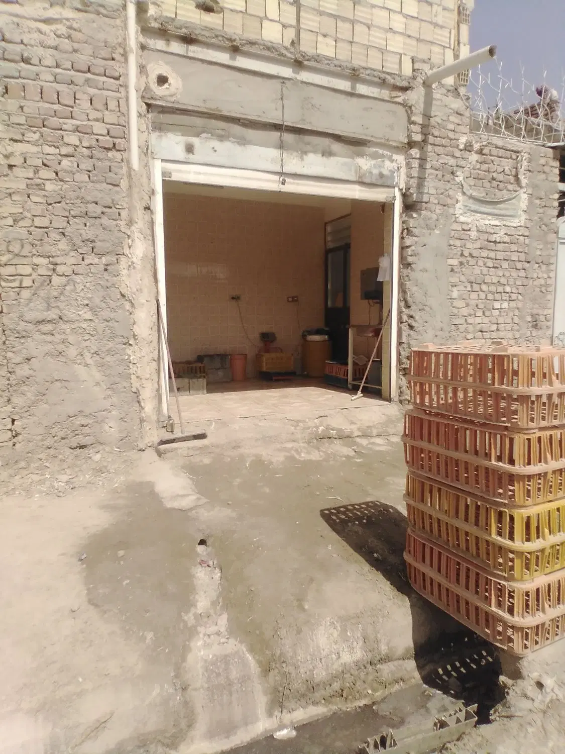 مغازه اجاره ای ۱۲ متری