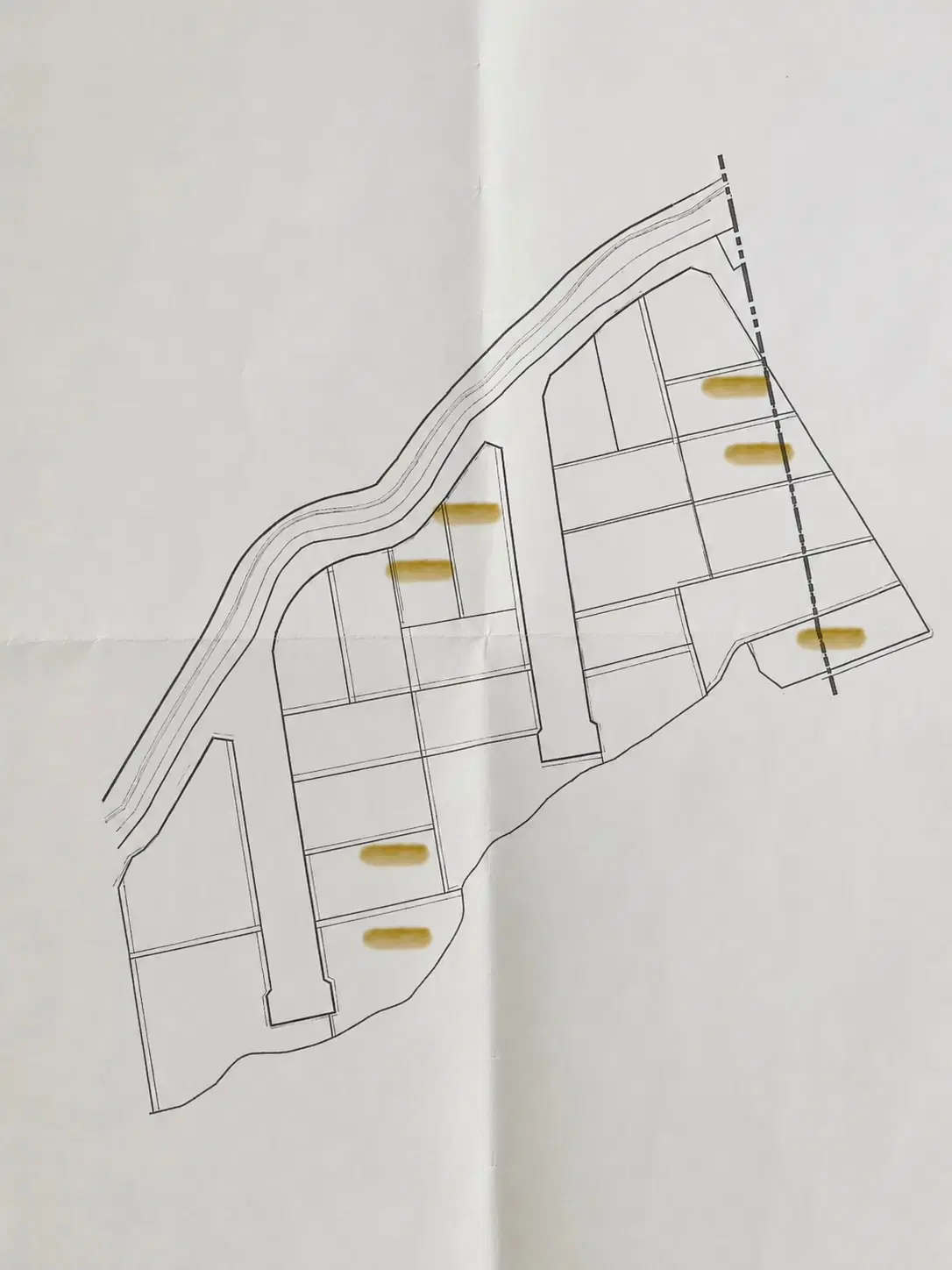زمین استسنایی داخل بافت چالوس بلوار ۴۵ متری
