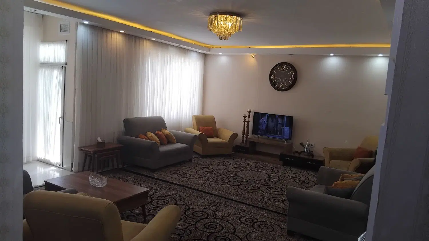 آپارتمان ۹۰ متری بلوار برونسی
