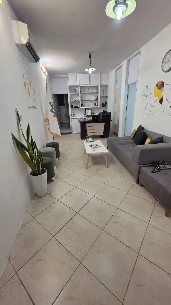دفتر کار حاشیه سناباد