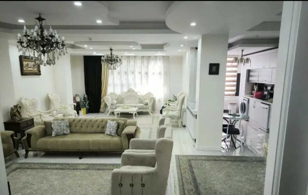 ۱۱۵متری _ رو به نما _